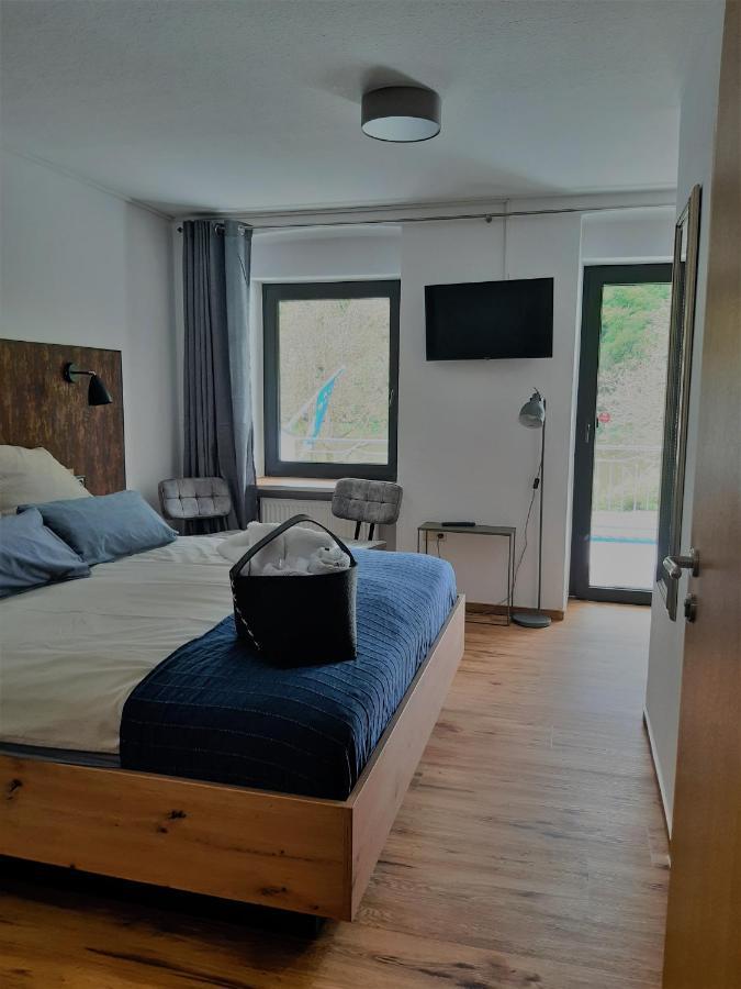 Haus Moselliebe B&B Ediger-Eller Extérieur photo